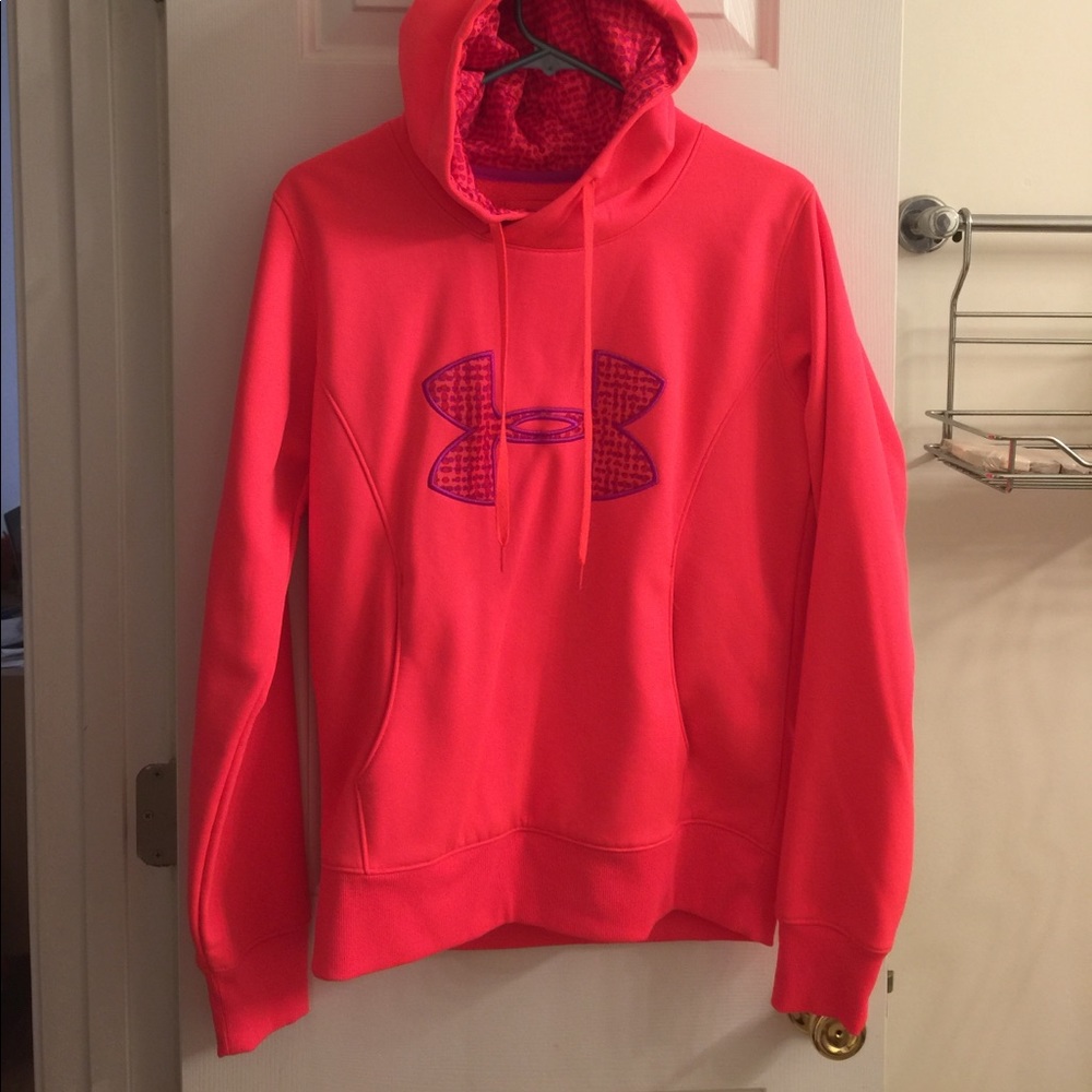 Under Armour hoodie size medium